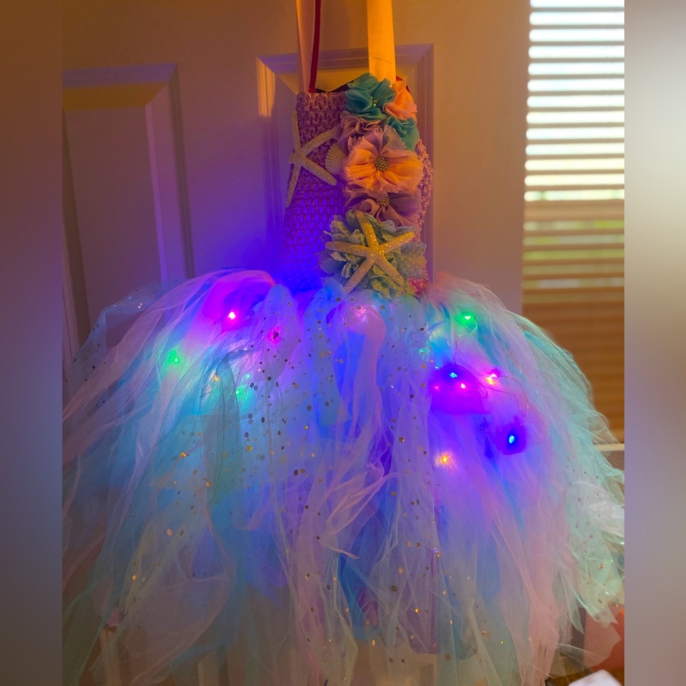 Girls light up dress